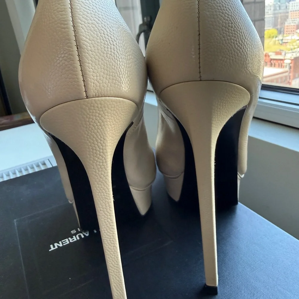 Saint Laurent nude Leather Pointed-Toe Platform Stilettos - Picture 5 of 10